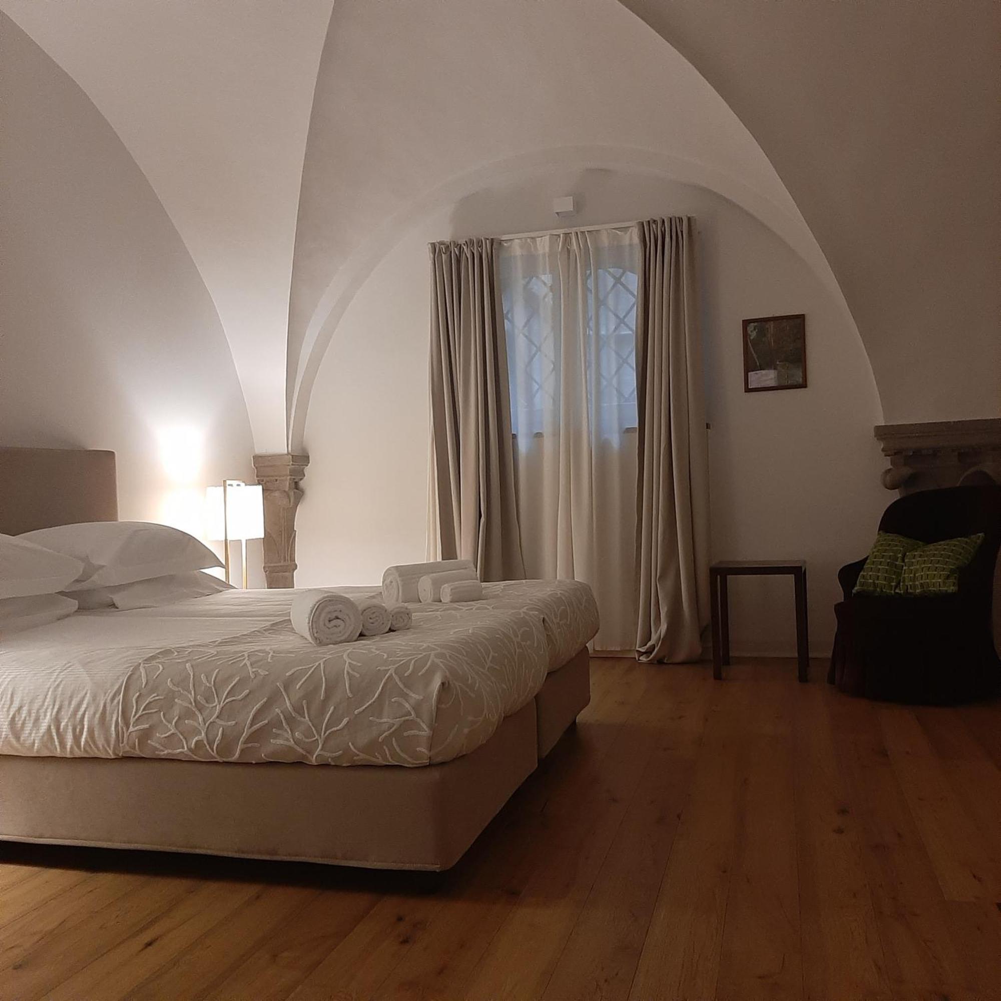 Palazzo Capponi Alle Rovinate Florens Exteriör bild